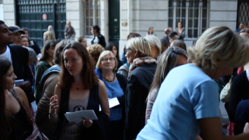 Une vidéo pour la Première à Paris du court-métrage My Life's a Cage